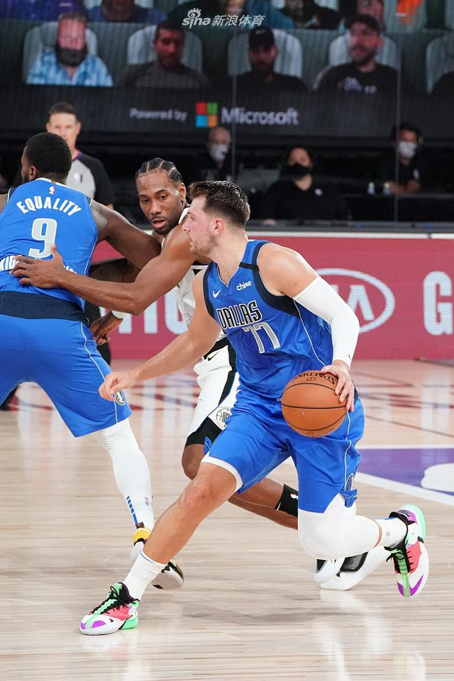 甲与欧冠赛 甲与欧冠赛