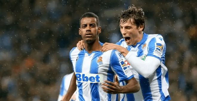 其侧颜魅力 其侧颜魅力