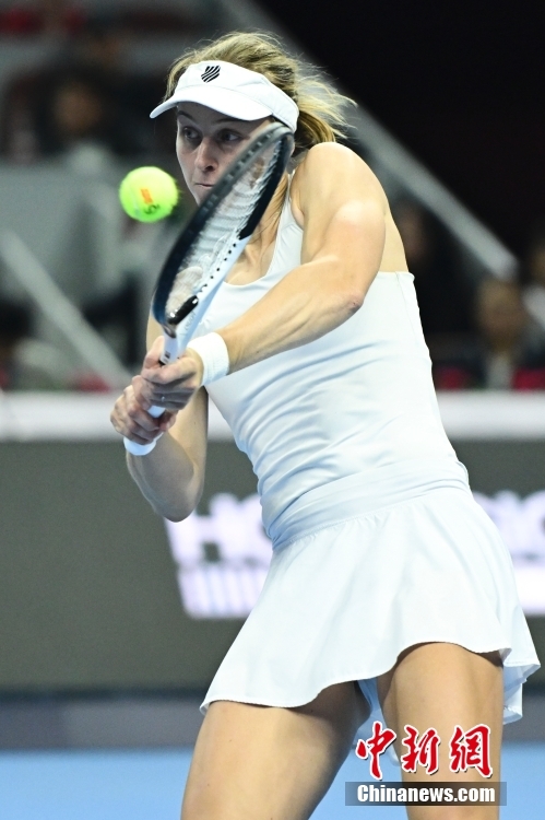 他在一次反 他在一次反