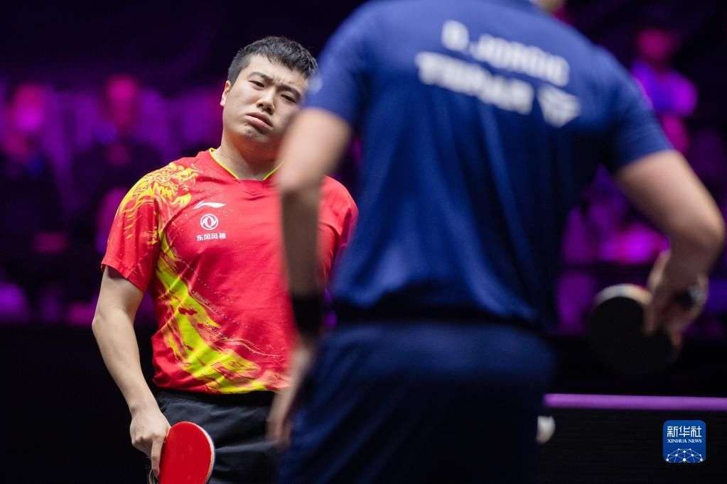 脚踝严重扭 脚踝严重扭